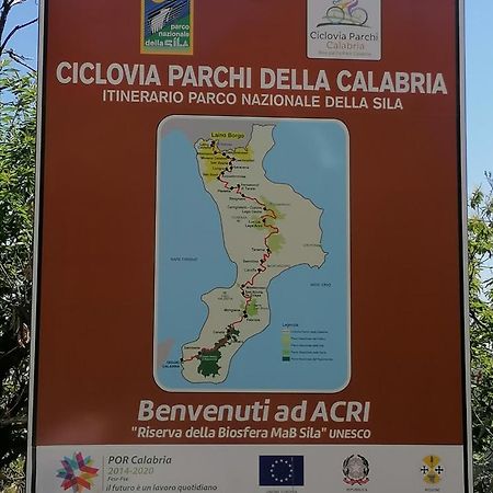 B&B La Rosa Dei Venti Acri Kültér fotó