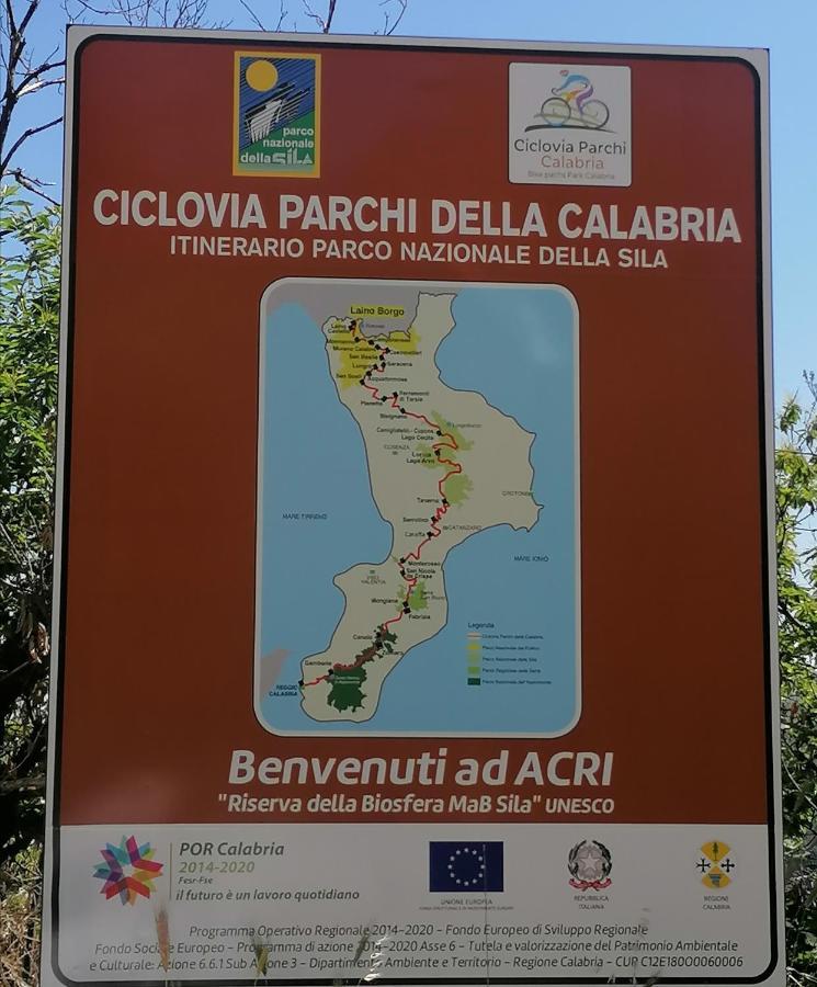 B&B La Rosa Dei Venti Acri Kültér fotó